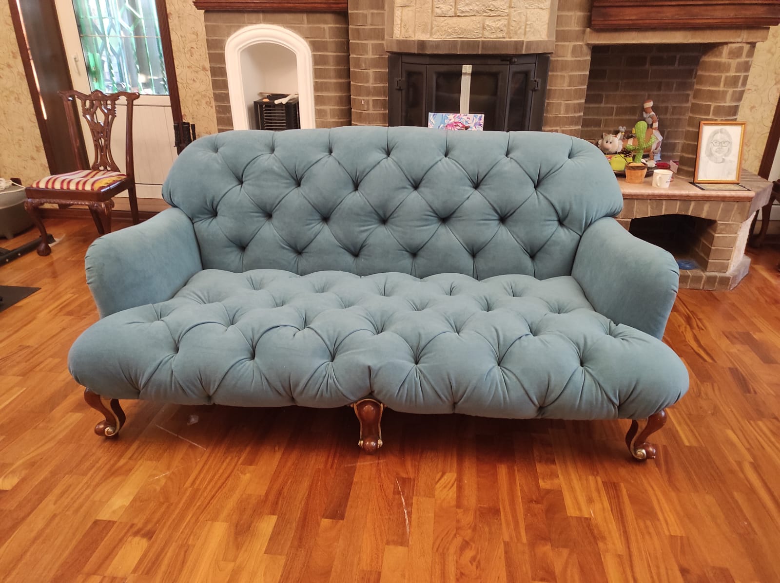 Обивка дивана. Ессентуки